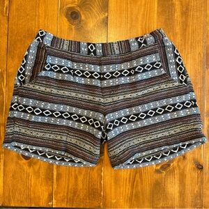 Wai Men’s tribal Shorts 4” inseam (medium)